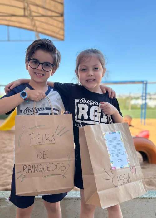 Educação Infantil ❤️Jardim Professora- GabiAuxiliar- Gabi A alegria de dar e receber com gratid (2)